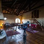 빌라 La Brunelde *